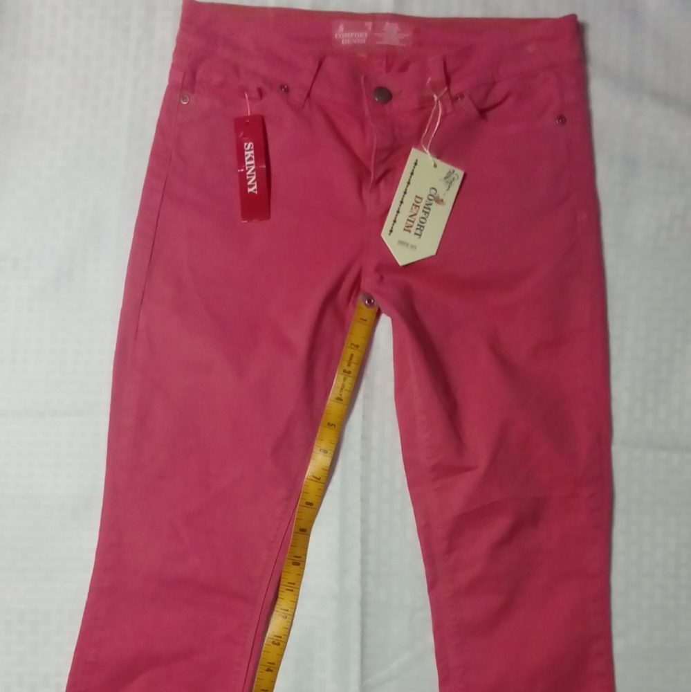 Women's Salmon Denim Comfort Skinny Capris